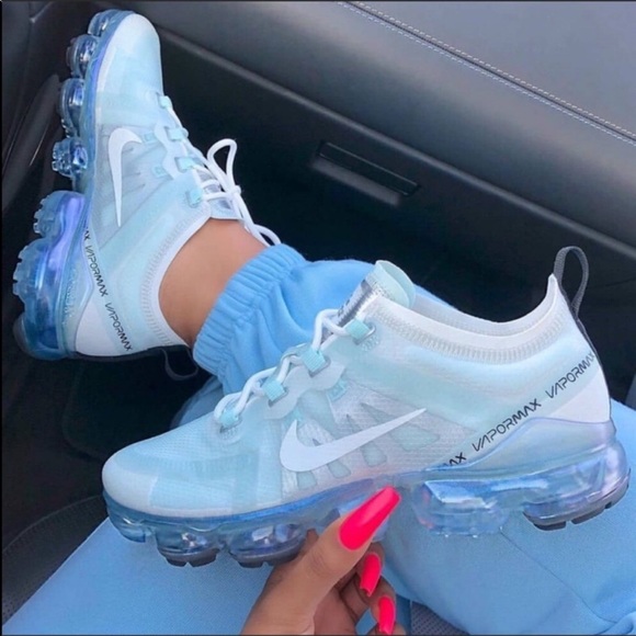 Nike Shoes - NWT Nike air Vapormax